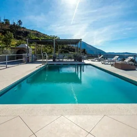 Klis -two-bedroom With Terrace *
