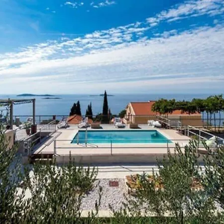 Klis -two-bedroom With Terrace Appartamento