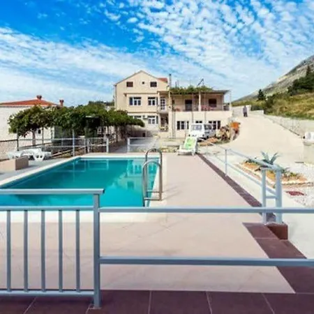 Appartamento Klis -two-bedroom With Terrace *