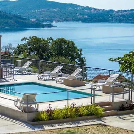 Appartamento Klis -two-bedroom With Terrace