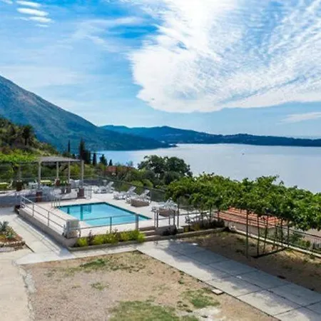 Klis -two-bedroom With Terrace Mlini