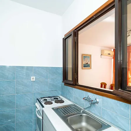 Klis -two-bedroom With Terrace Appartamento