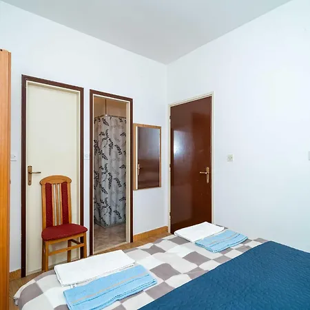 Klis -two-bedroom With Terrace Διαμέρισμα Mlini